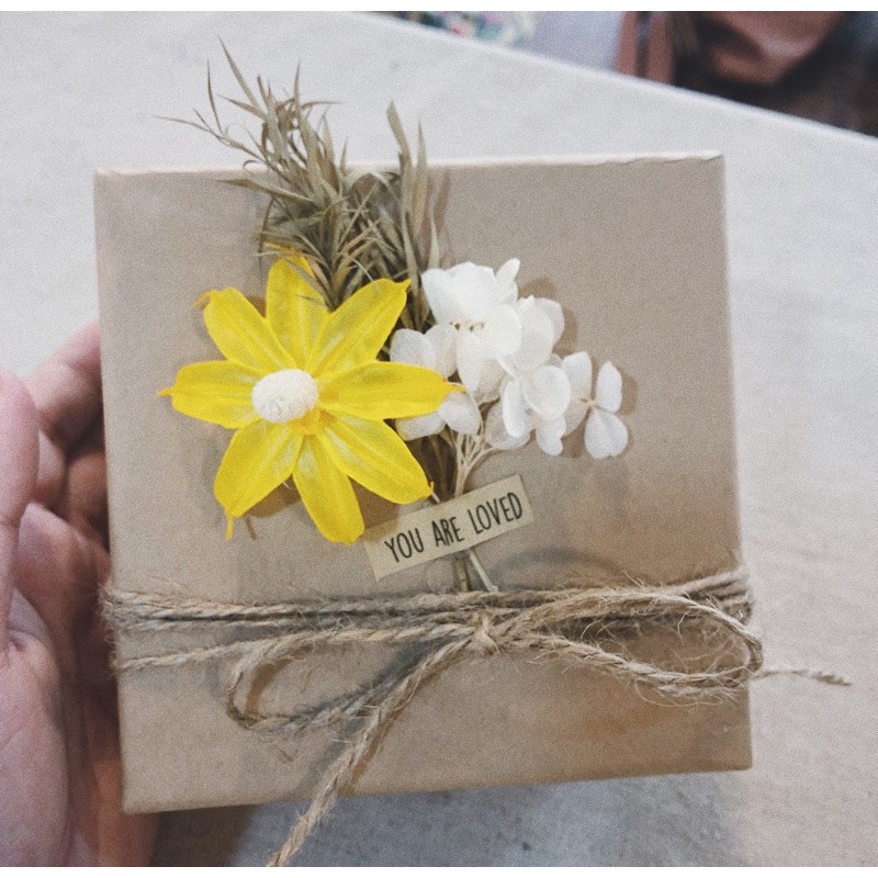 Hộp giấy Kraft gói quà [GIÁ TỐT - CHẤT LƯỢNG] kèm dây thừng và giấy sợi lót quà | BigBuy360 - bigbuy360.vn