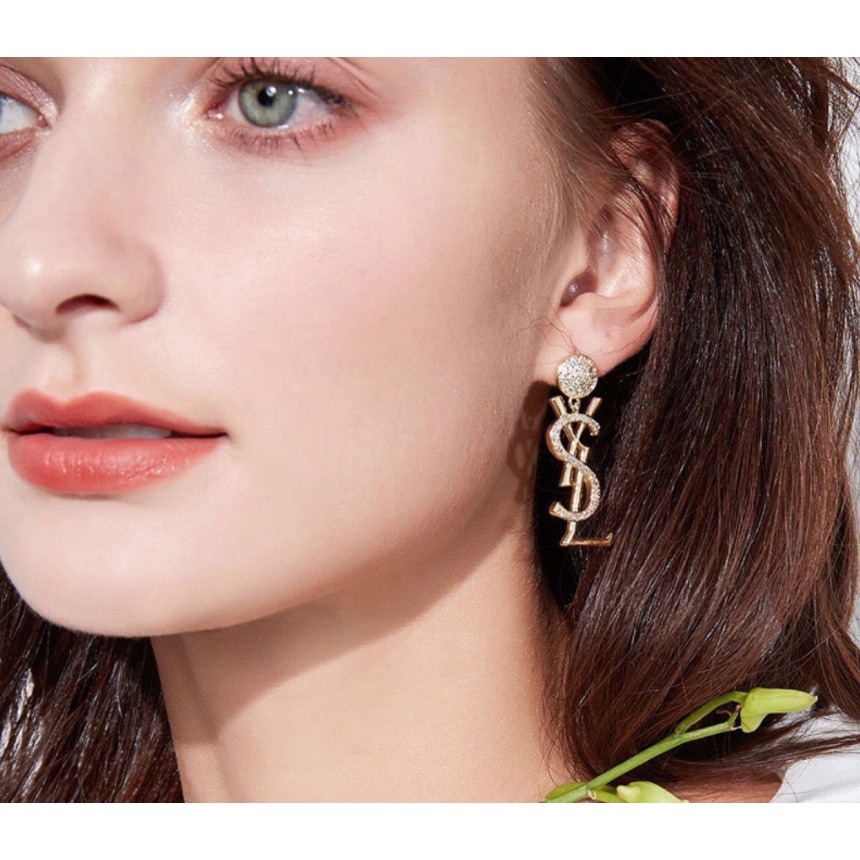 Bông Tai Chữ Đính Đá Thời Trang Nữ Tính