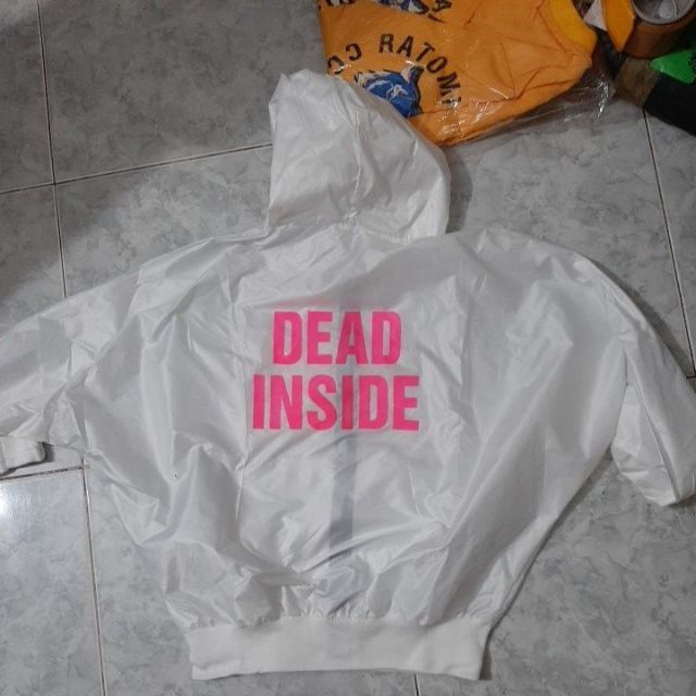 Áo khoác dù nữ dead inside cánh dơi- clip và ảnh thật | BigBuy360 - bigbuy360.vn