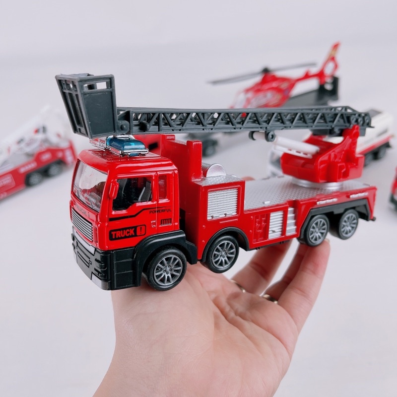 Bộ Đồ Chơi 6 Xe Mô Hình Cứu Hoả-xe Cứu Hoả Chạy Đà-Đầu Xe Kim Loại Thân Nhựa