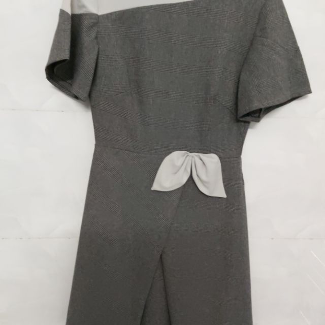 Đầm olv boutique