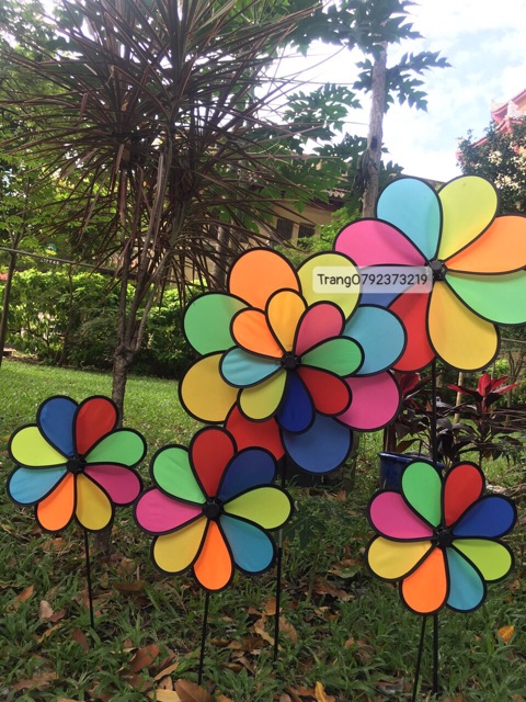 Trang trí xe trà sữa