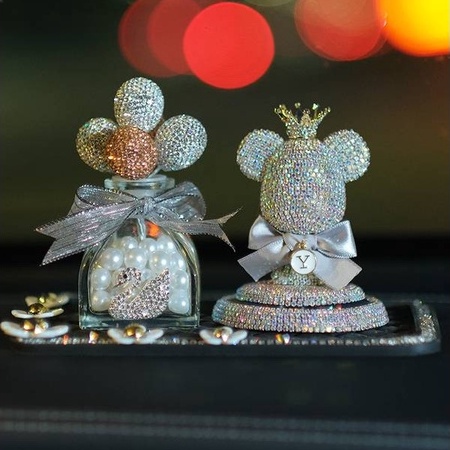 Sáp thơm hình gấu phi thuyền đính đá dễ thương và vương miện thuỷ tinh