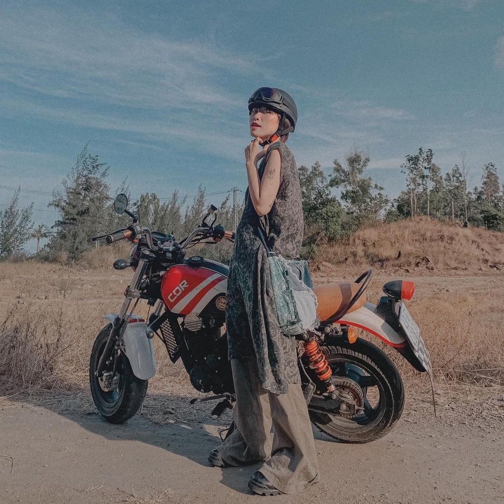 Túi Đeo Chéo Thời Trang Handmade 4 Patchs - Musty House