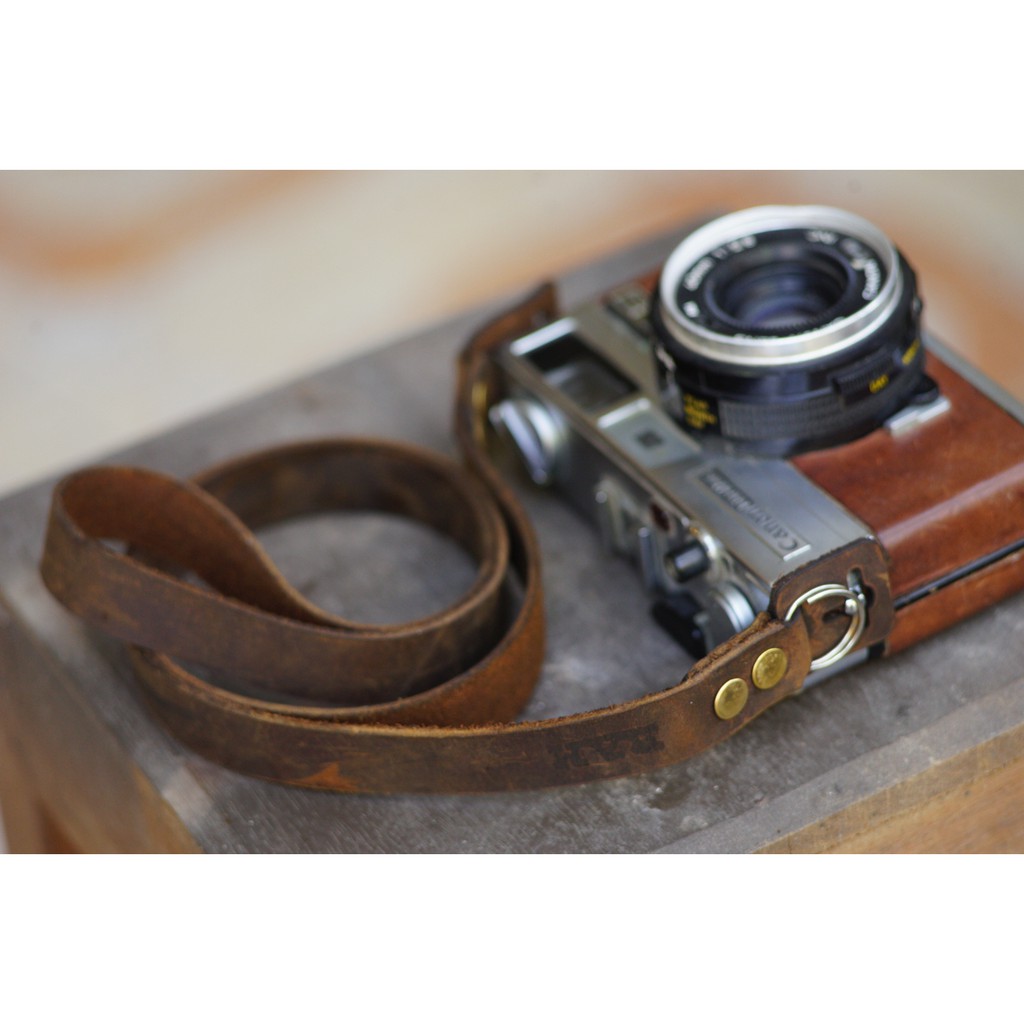 Dây máy ảnh vintage RAM Leather A22 da bò thật sáp nâu