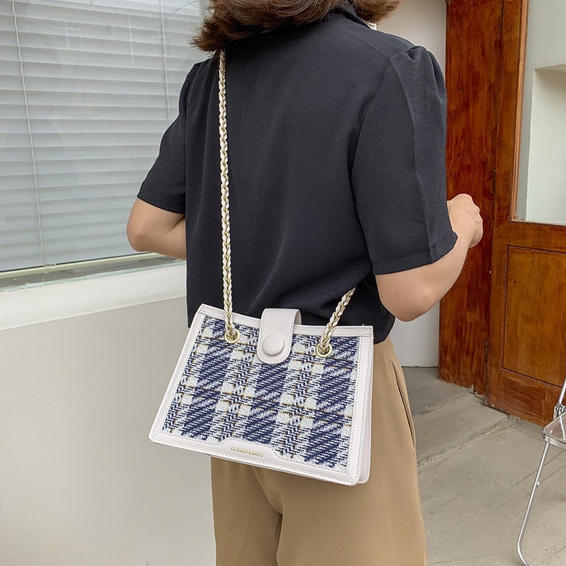 Túi đeo vai thời trang nữ , Túi xách phối dạ nắp cúc bấm siêu xinhTX467