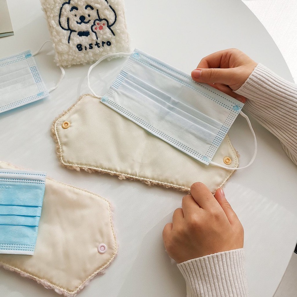 Bìa KTYT Lông Xoăn Dễ Thương