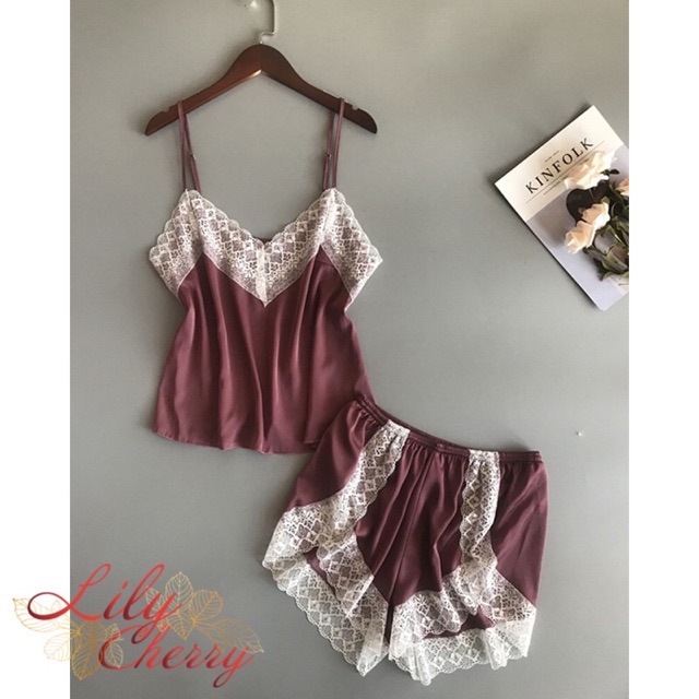 Bộ ngủ LỤA 2 dây viền ren trắng KELLY WANG ( ảnh thật cuối ) sẵn sll | BigBuy360 - bigbuy360.vn