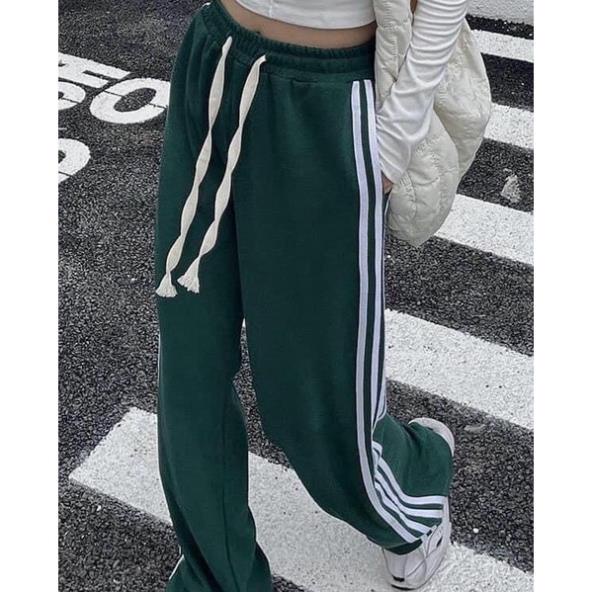 Quần Óng Rộng Xanh 3 Sọc Nam Nữ Dáng Rộng Unisex Cạp Chun Co Dãn Uzzlang Hàn Quốc Hottrend