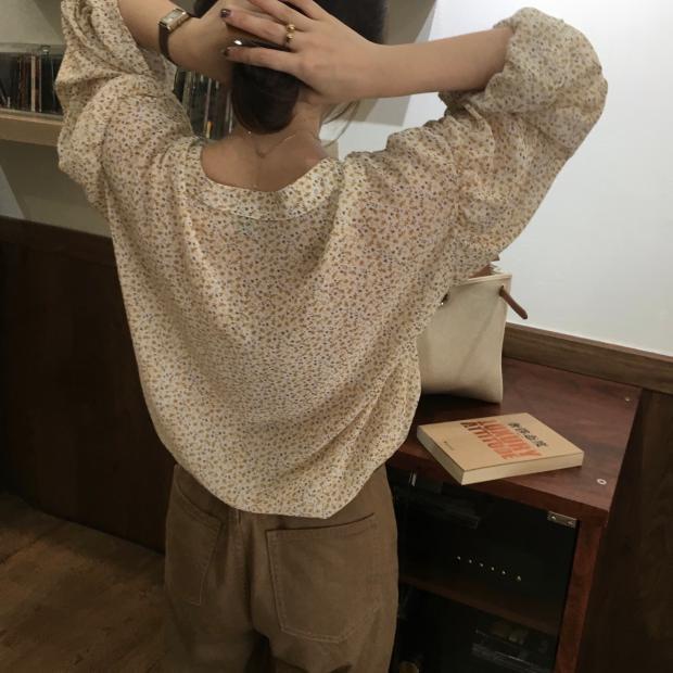 Áo Sơ Mi Voan Hoa Tay Dài Ống Loe Cổ Thấp Thời Trang Cho Nữ