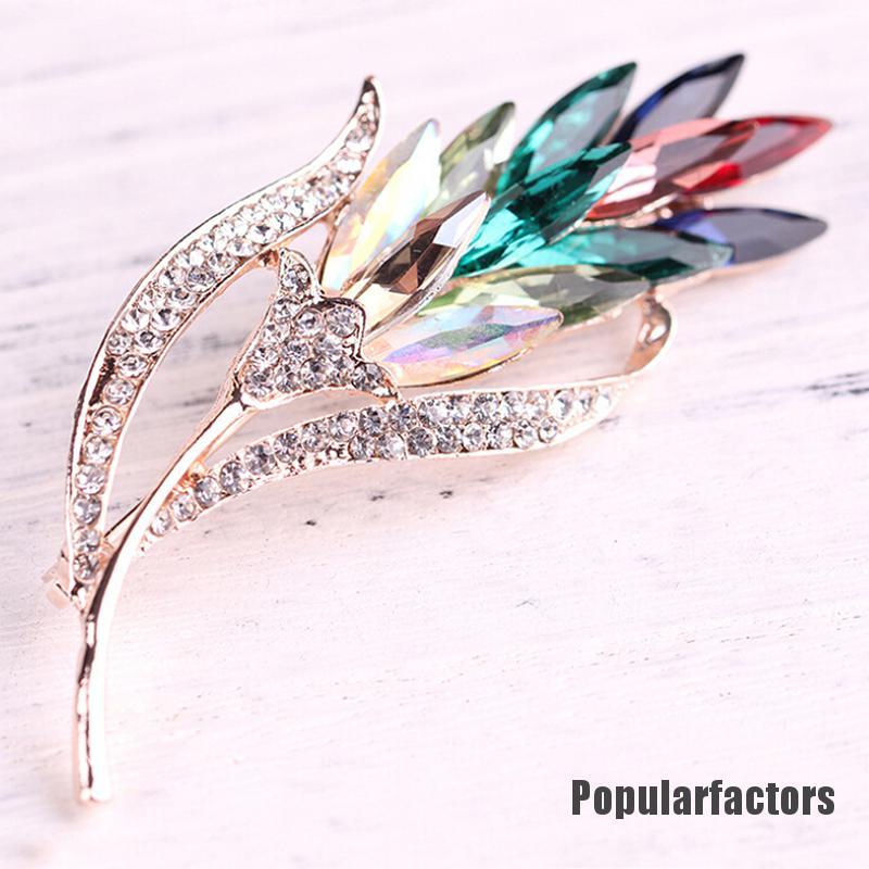 Ghim Cài Áo Hình Chiếc Lá Đính Đá Thời Trang