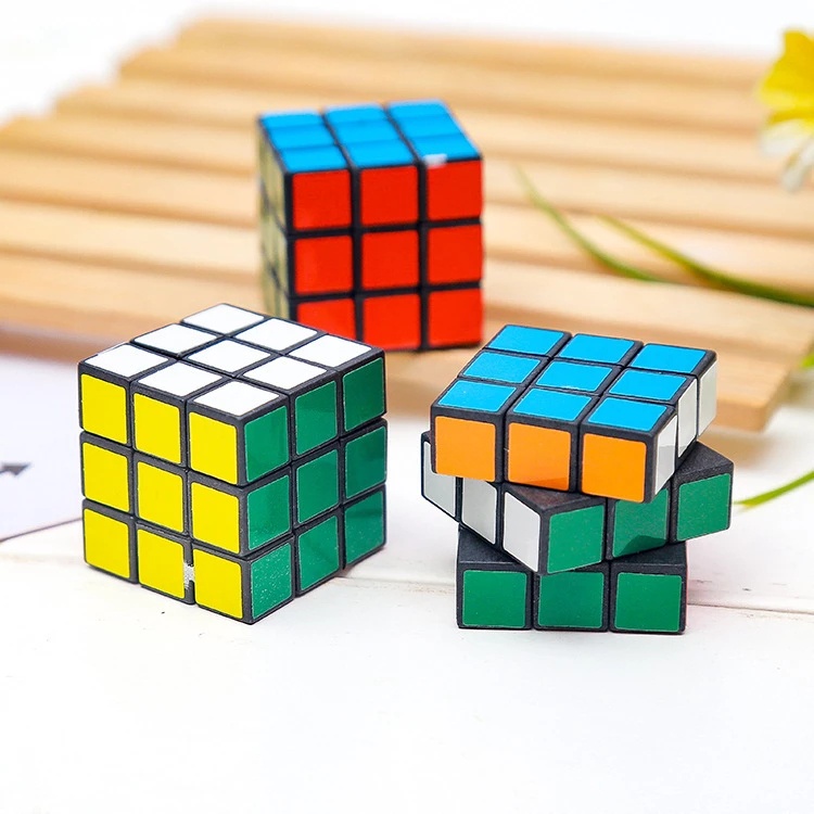 1 Khối Rubik 3x3x3 Ma Thuật Rèn Luyện Trí Não Cho Bé