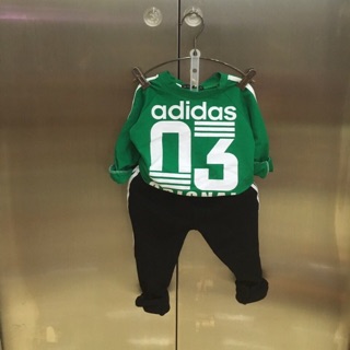 Bộ adidas cho bé