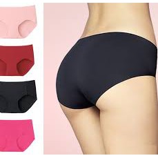 Quần chip không viền