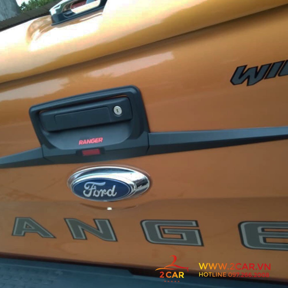 Ốp Tay Mở Cốp Xe Ford Ranger Nhựa Đen, Dùng Chung Các Đời Xe