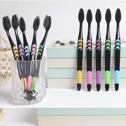 [Mã LIFEBKM1 giảm 10% tối đa 1 triệu đơn từ 500k] [FREE SHIP] Bàn chải đánh răng than tre hoạt tính