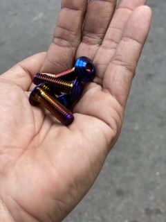 4 ốc đĩa titan inox ( 8ly 20)