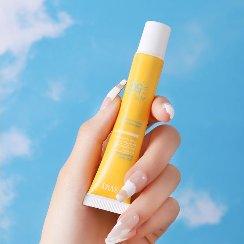 Kem Chống Nắng SPF 50 + Giúp Dưỡng Ẩm Và Kiềm Dầu Hiệu Quả