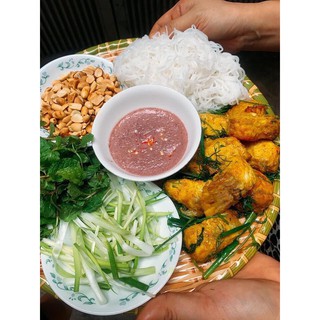 Chả cá lăng 500gr kèm mắm tôm và lạc rang