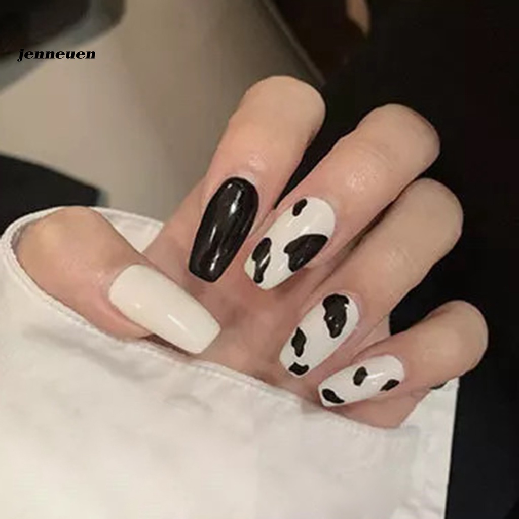 [Hàng mới về] Móng tay giả kèm keo dán thiết kế tinh tế cho nữ