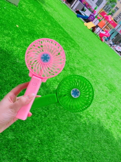 Quạt mini cầm tay tích điện điều chỉnh nhiều tốc độ | BigBuy360 - bigbuy360.vn