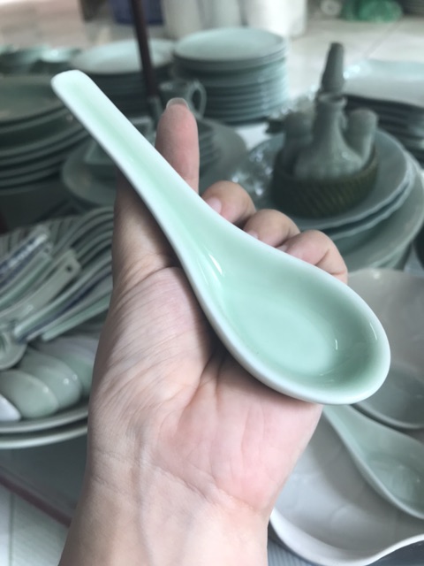 Thìa sứ men ngọc Bát Tràng