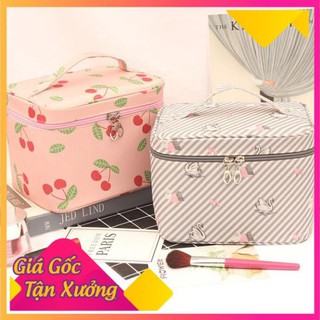 Túi trang điểm Multi Grand Pouch