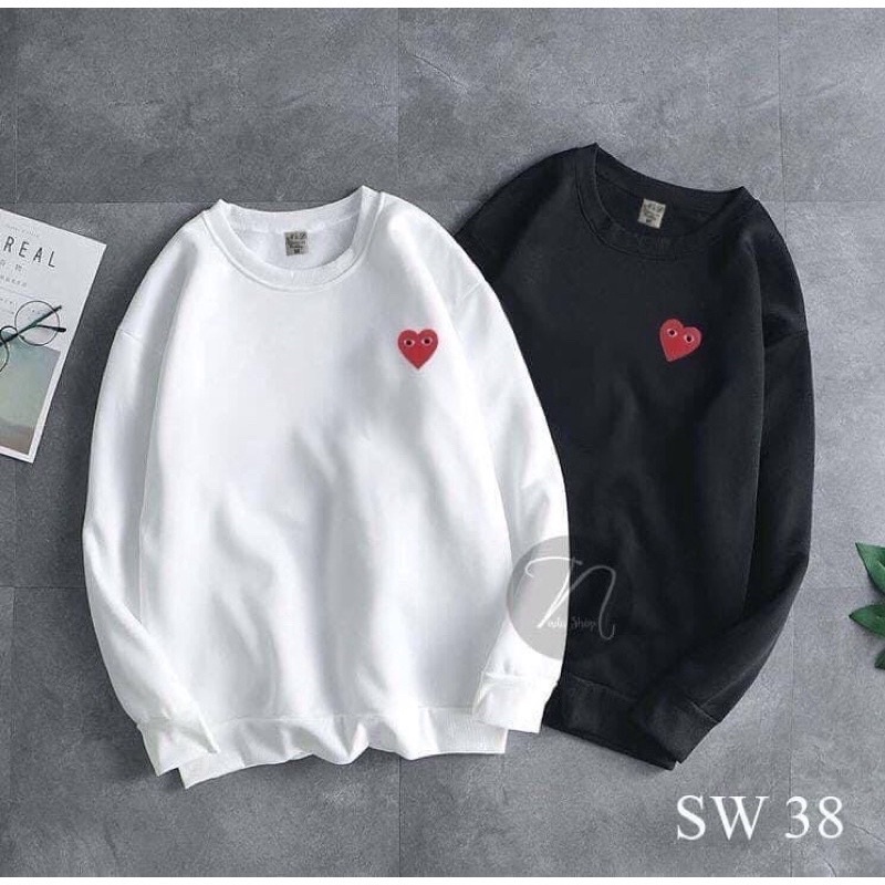 Áo sweater đôi hình tim