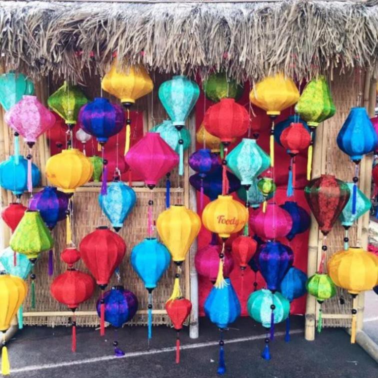 Xưởng SX- Đèn lồng hội an size 20-30-35-40-45cm chất vải chống thấm,  mưa bụi thời tiết khắc nghiệt ngoài trời -Tre Việt