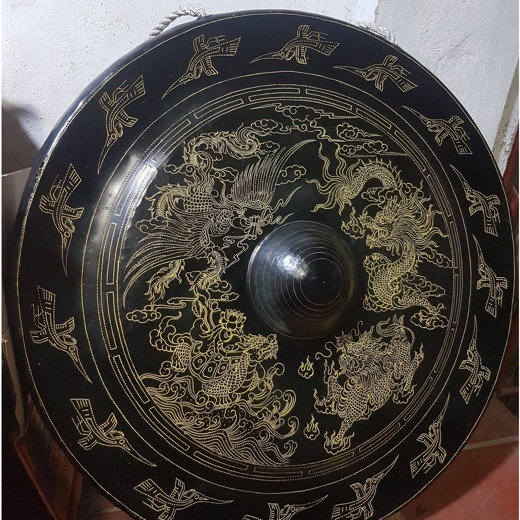 Cồng Chiêng đồng, dụng cụ âm nhạc dân gian ăn mòn hoạ tiết