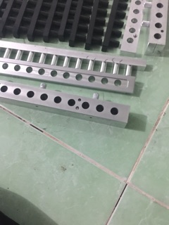 Khuôn son inox loại 1