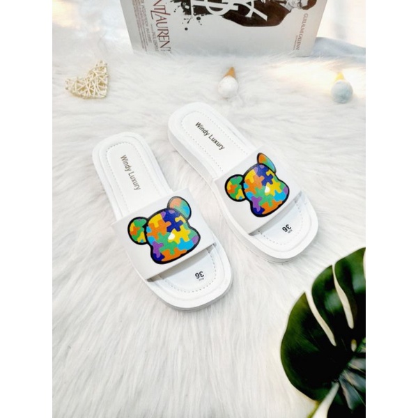 Dép Bánh Mỳ BearBrick Đủ Màu Đủ Size BearBrick.tron