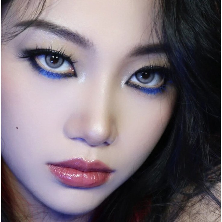 Bảng phấn mắt xám khói Roto số 7 Sena Beauty | BigBuy360 - bigbuy360.vn