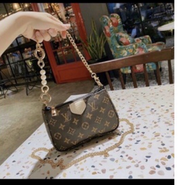 Túi kẹp nách LV dây phối ngọc