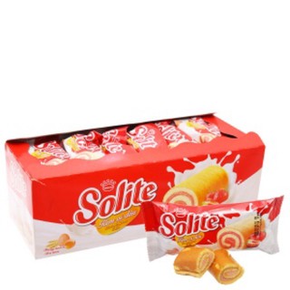 Bánh bông lan cuộn kem Solite vị dâu 360g _Kinh Đô