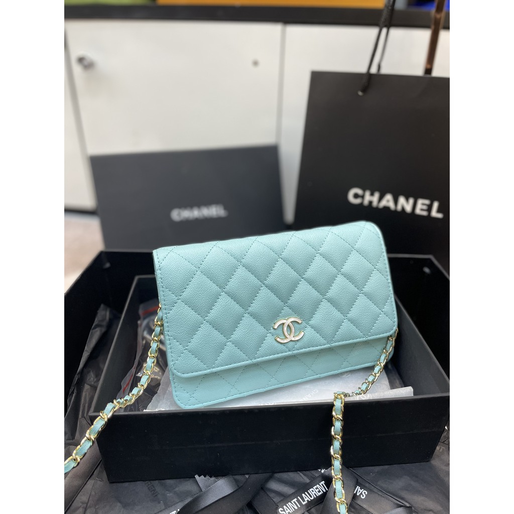 Túi Woc da hạt nhũ màu xanh size 20cm full box