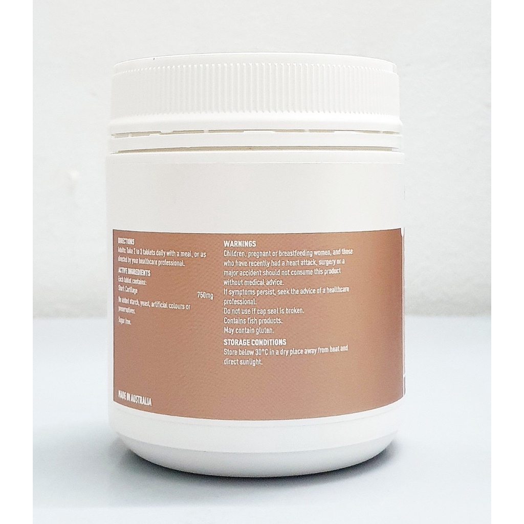 Sụn Vi Cá Healthy Care Shark Cartilage 750 mg chai 200 viên của Úc