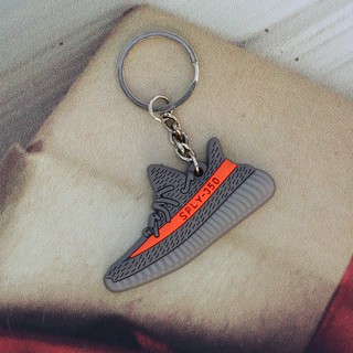 Móc khóa silicone giày yeezy Xám