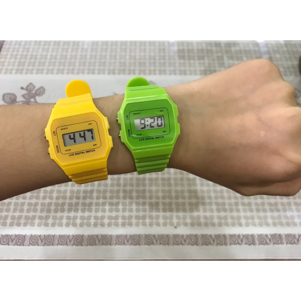 Đồng hồ điện tử unisex sport CQ dây nhựa | BigBuy360 - bigbuy360.vn