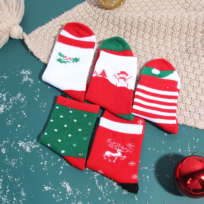 Set 5 Đôi Vớ Cotton Họa Tiết Giáng Sinh Năm Mới Cho Bé 2-12 Tuổi