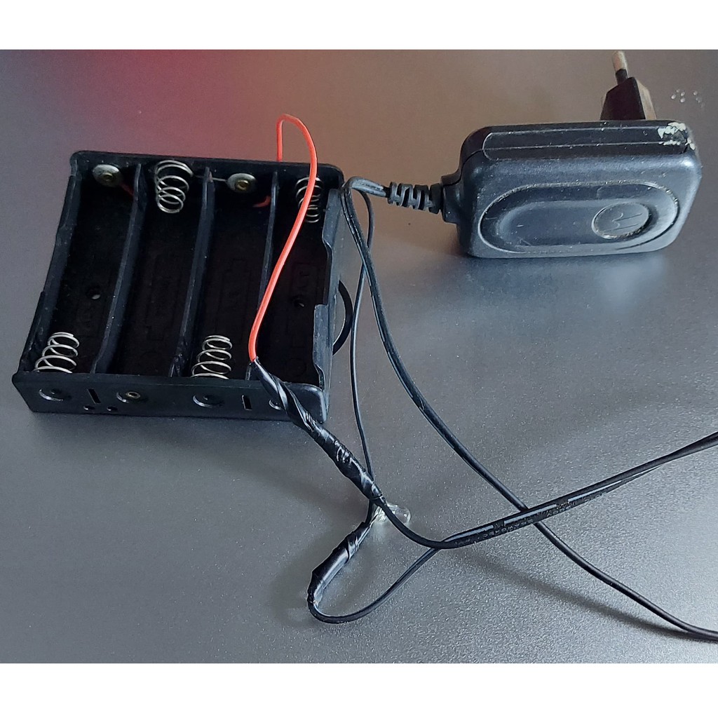 Đế sạc pin 18650 4.2v 3.7v 5v BATERY CHARGING BOX