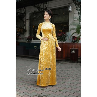 Áo dài nhung vàng đồng trơn - 200204