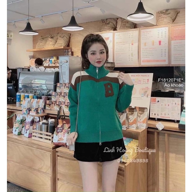 Áo khoát len chữ B