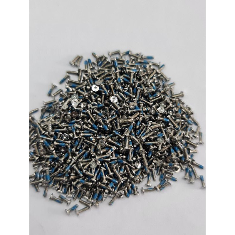 combo 2 con ốc đuôi ip4/4s màu trắng | BigBuy360 - bigbuy360.vn