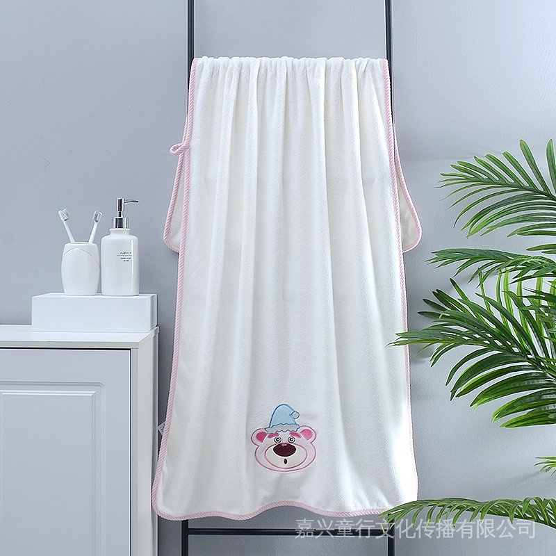 Bộ 2 Khăn Tắm Lotso Vải Lông Cừu San Hô Dày Dặn Họa Tiết Gấu Hồng/Dâu Tây Dễ Thương Dùng Làm Quà Tặng