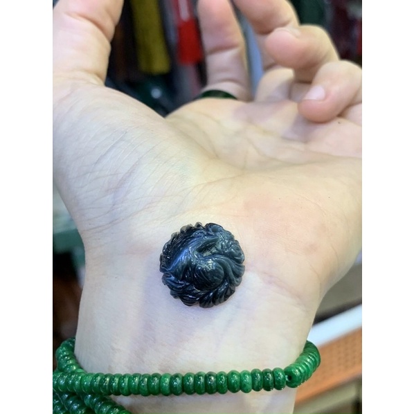 Mặt dây chuyền Hồ Ly chúa dáng tròn đá mắt hô xanh đen