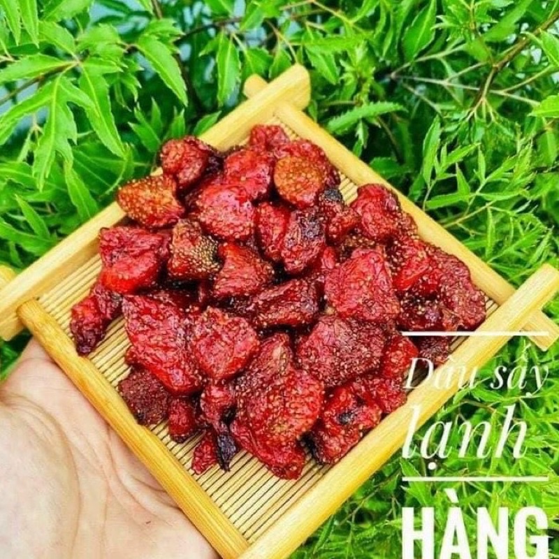 Hũ Dâu Tây Sấy Dẻo Đà Lạt, Ô Mai Dâu