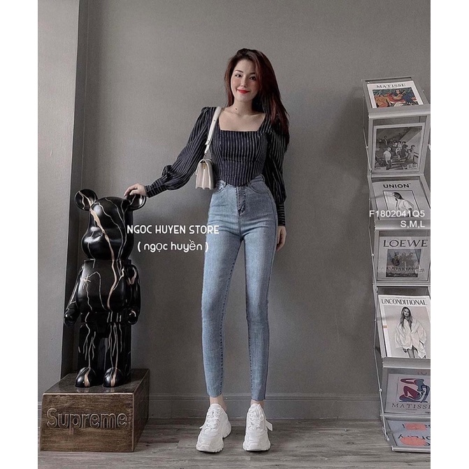 Quần jeans trơn nhạt
