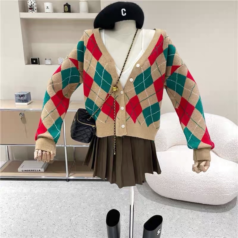 Kumi.vn SẴN áo khoác len cardigan họa tiết trám kim cương màu xanh lá/ nâu/ đen phong cách Hàn Quốc | BigBuy360 - bigbuy360.vn