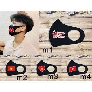 Khẩu trang lá cờ Việt Nam vải su